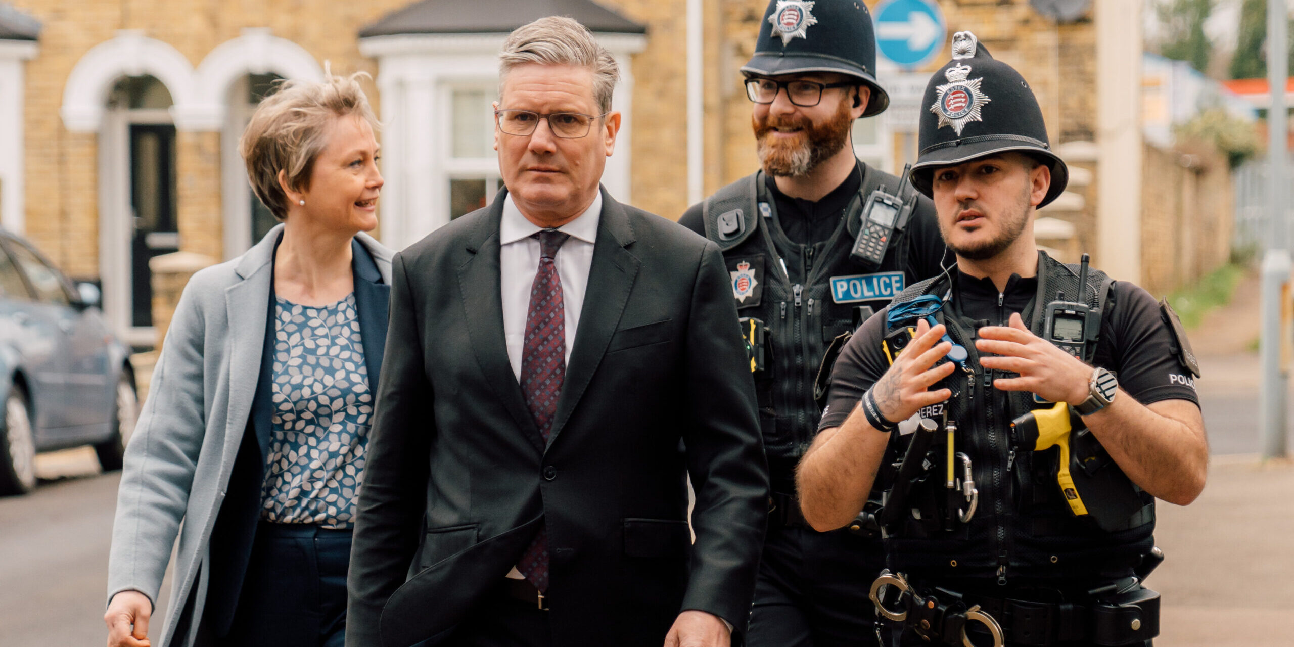Keir Starmer and Yvette Cooper with police officers