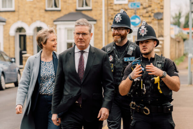 Keir Starmer and Yvette Cooper with police officers