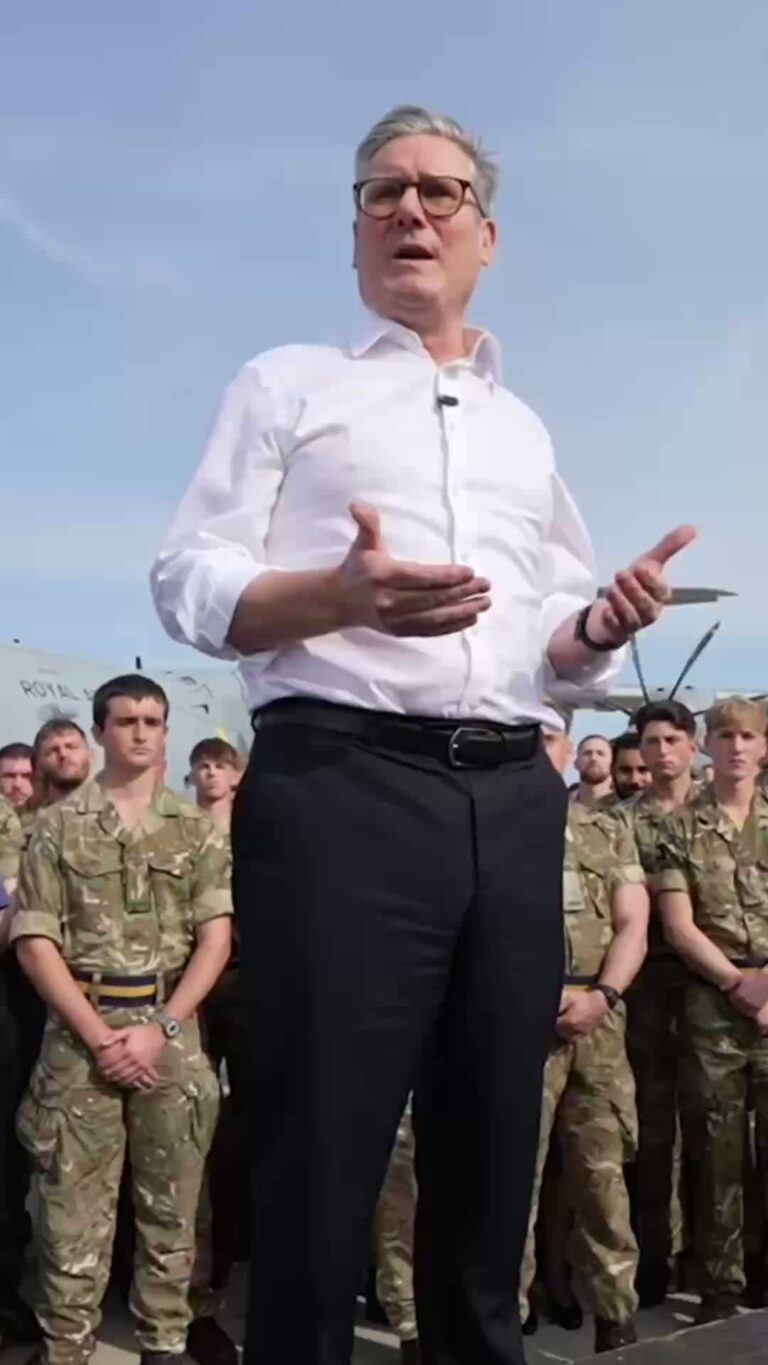 Prime Minister Keir Starmer speaking to soldiers in uniform